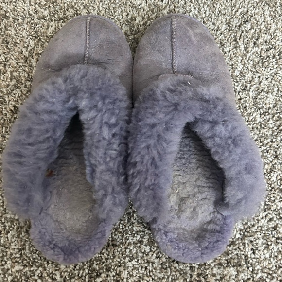 UGG slippers - Picture 2 of 4